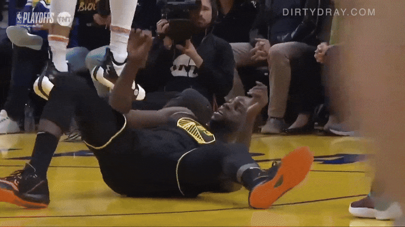 draymond green grabs aaron gordon's legs