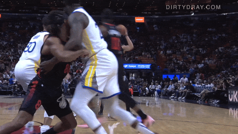 draymond green yanks down patty mills from behind